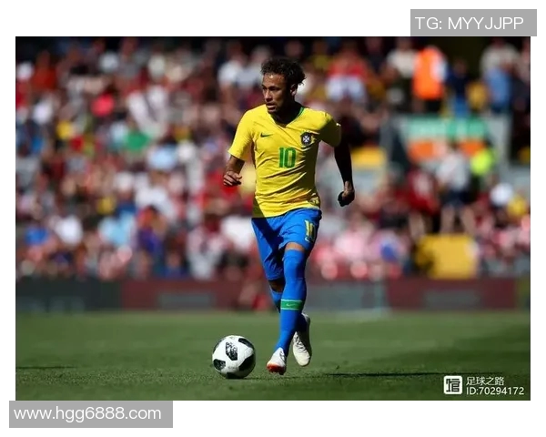 模仿足球明星带球技巧挑战赛展现个人风格与创意